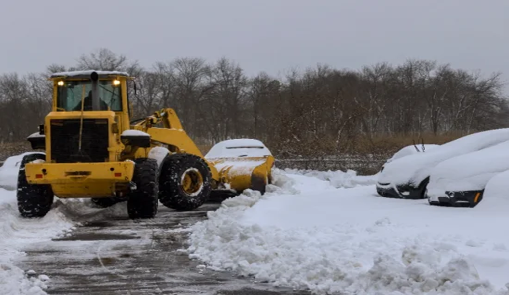 Industries That Need Professional Snow Removal